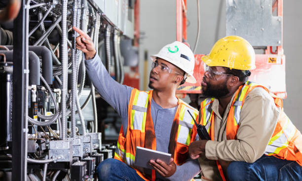 Best Best Electricians Near Me  in Glendale, CA
